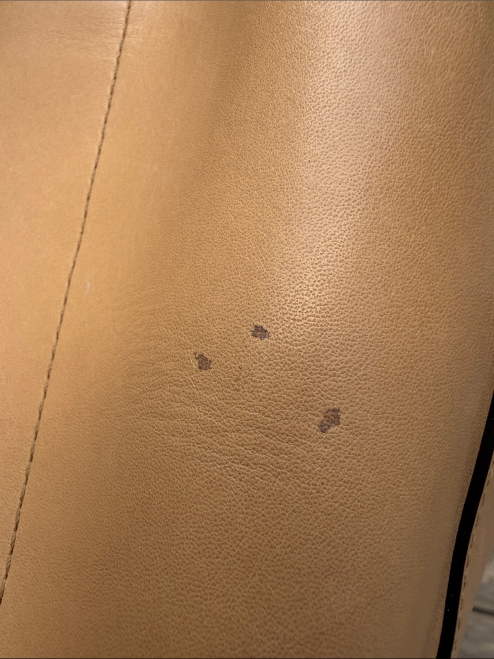Coach Leather Tan Legacy Duffle Bag featuring an adjustable shoulder strap 2012 - Picture 14 of 17